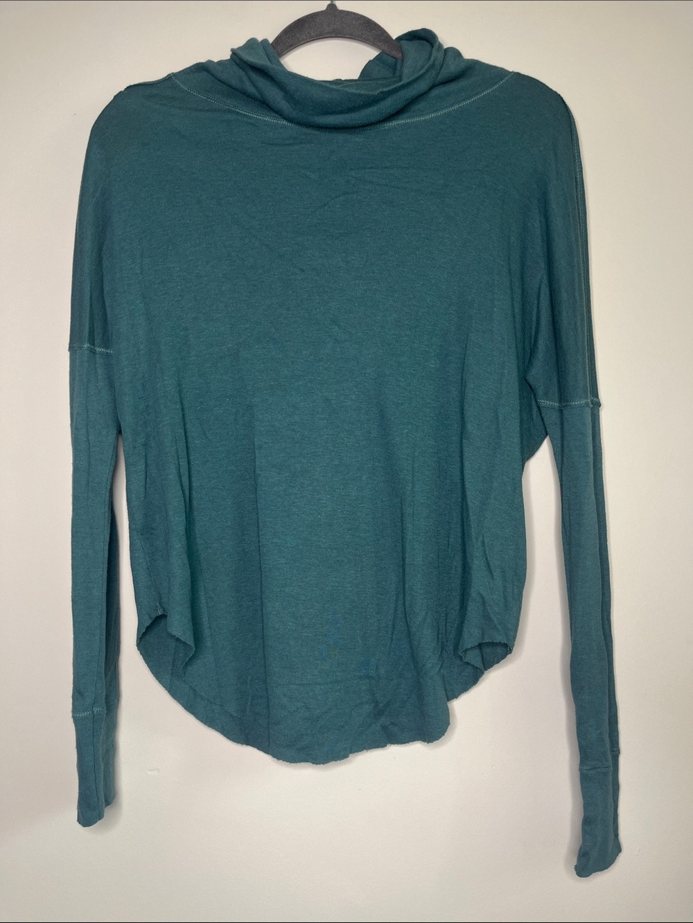 TNA Women's Teal Long-Sleeve Lightweight Pullover Top